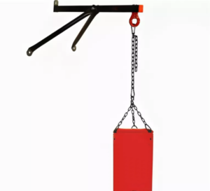 Кронштейн для боксерского мешка с регулировочной системой