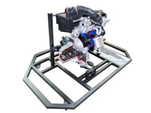 Двигатель переднеприводного автомобиля (агрегаты в разрезе)