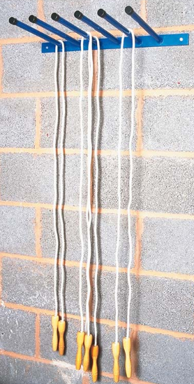 Держатель для скакалок настенный (6 кронштейнов)