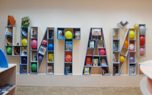 Шкаф для хранения Читай!